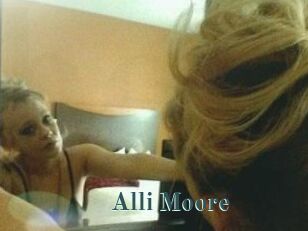 Alli_Moore