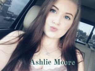 Ashlie_Moore