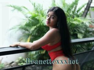 Brunettexxxhot