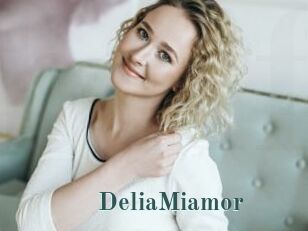 DeliaMiamor Belles Femmes