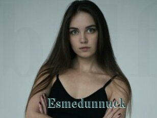 Esmedunnuck