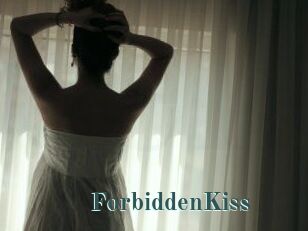 ForbiddenKiss_