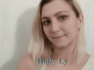 Holly_Ly