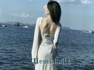 hemiakella Belles Femmes