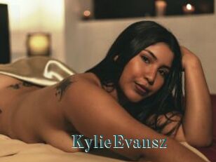 KylieEvansz