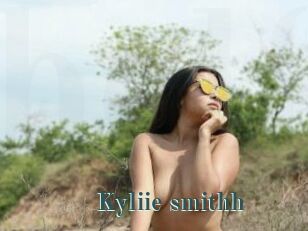 Kyliie_smithh