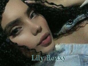 Lily_Roxxy