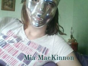 Mia_MacKinnon