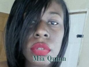 Mia_Quinn