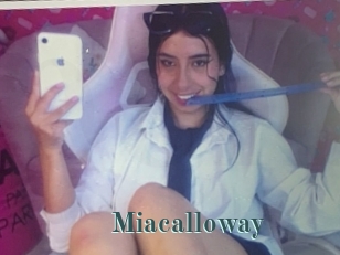 miacalloway Belles Femmes
