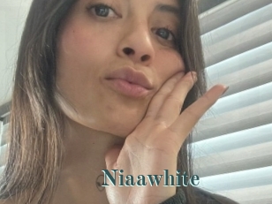 Niaawhite