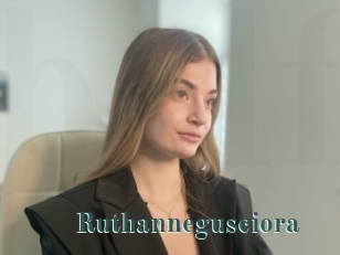 Ruthannegusciora