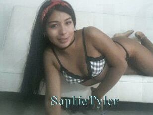 Sophie_Tyler