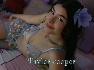 taylor_cooper Belles Femmes