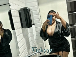Vickyye