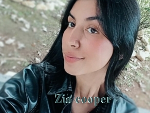 Zia_cooper